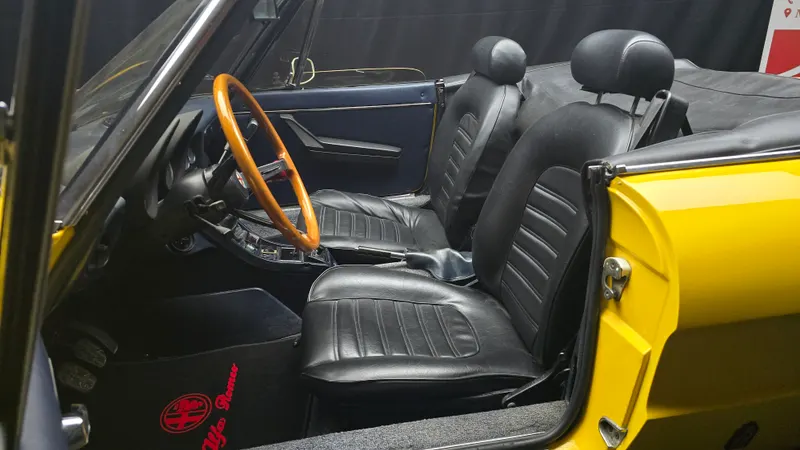 Alfa Romeo Spider Veloce 2.0 cc certificata ASI con C.R.S. 23