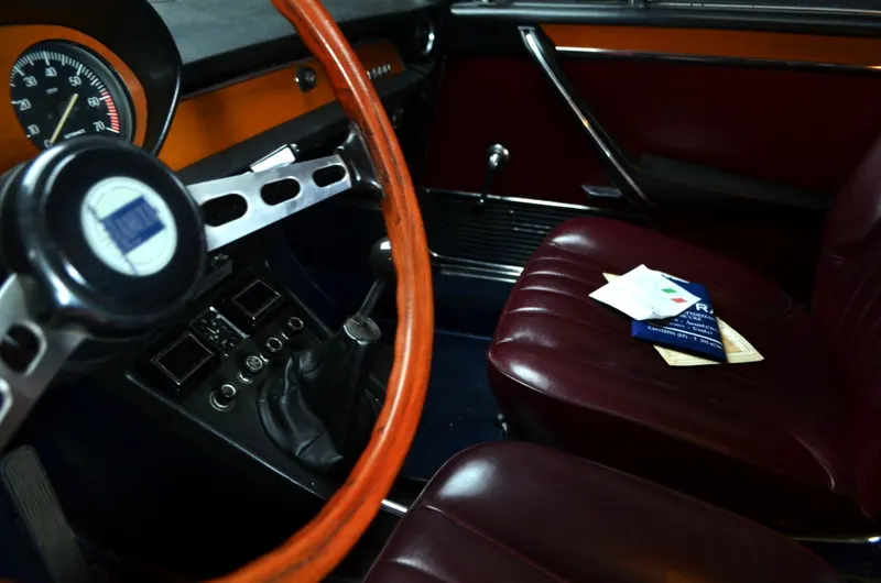 Lancia 2000 Coupè, anno 1972, certificata ASI 22