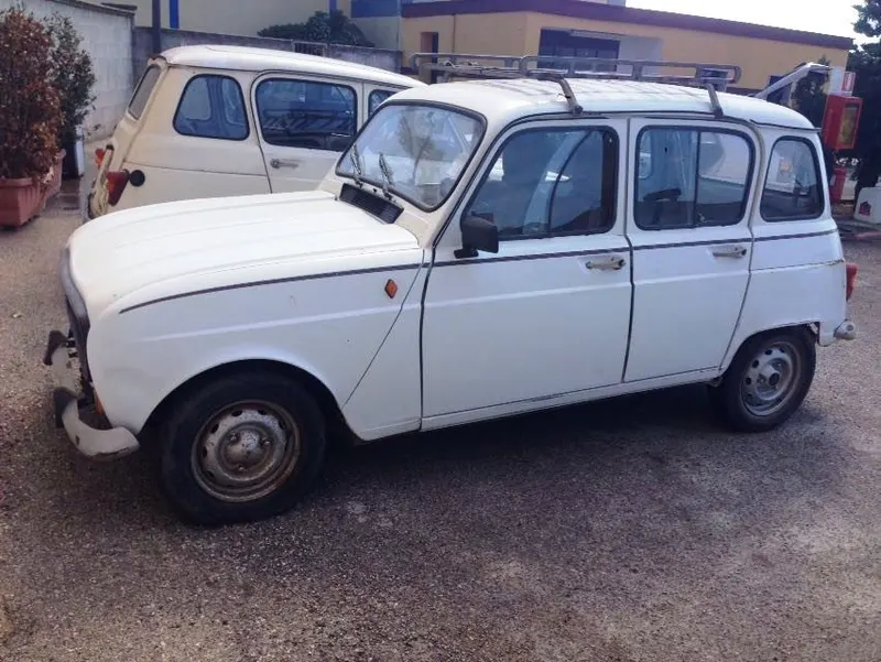 Renault 4 funzionanti con ricambi a corredo (3 in blocco) 6