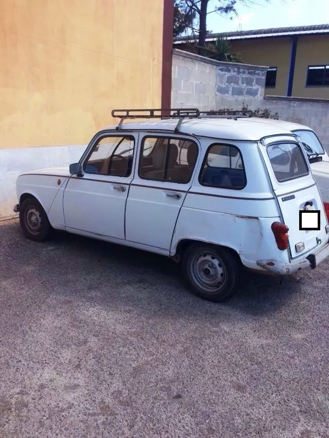 Renault 4 funzionanti con ricambi a corredo (3 in blocco) 5