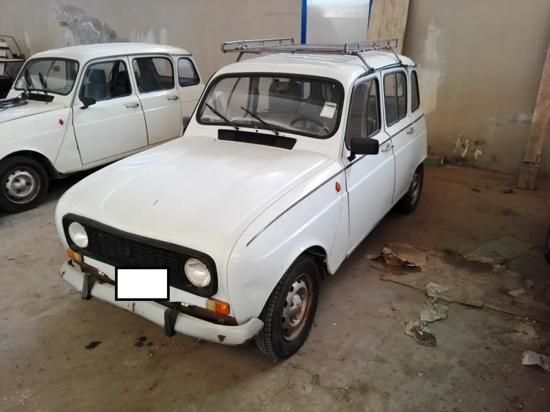 Renault 4 funzionanti con ricambi a corredo (3 in blocco) 8