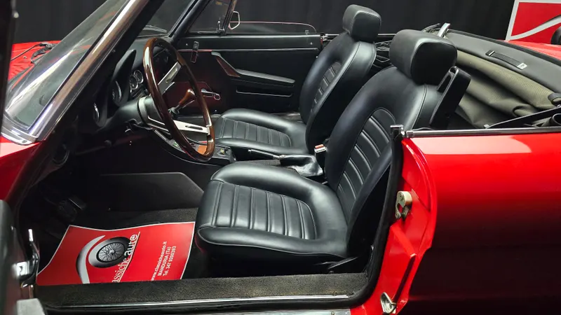 Alfa Romeo Spider Veloce 2.0 cc anno 1982 certificata ASI con C.R.S. 7