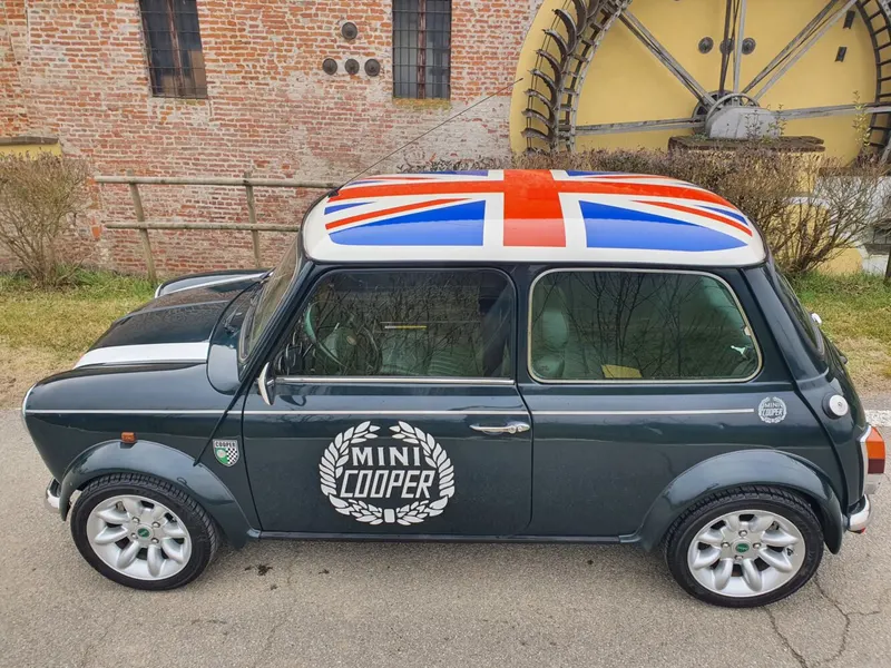 Mini Cooper 1300 16