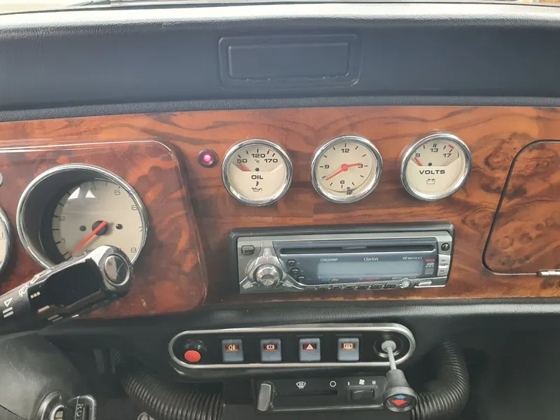 Mini Cooper 1300 24