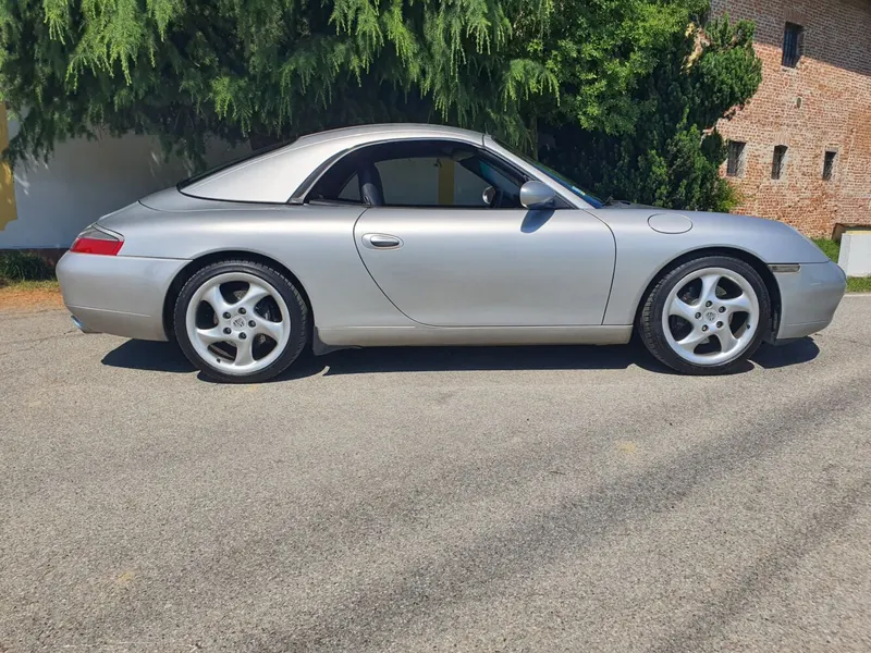 Porsche 996 carrera 2 13