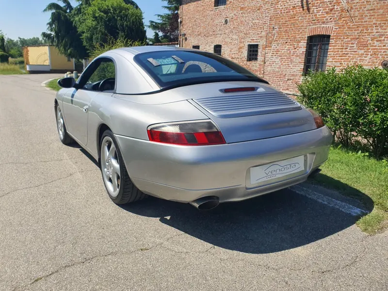 Porsche 996 carrera 2 4