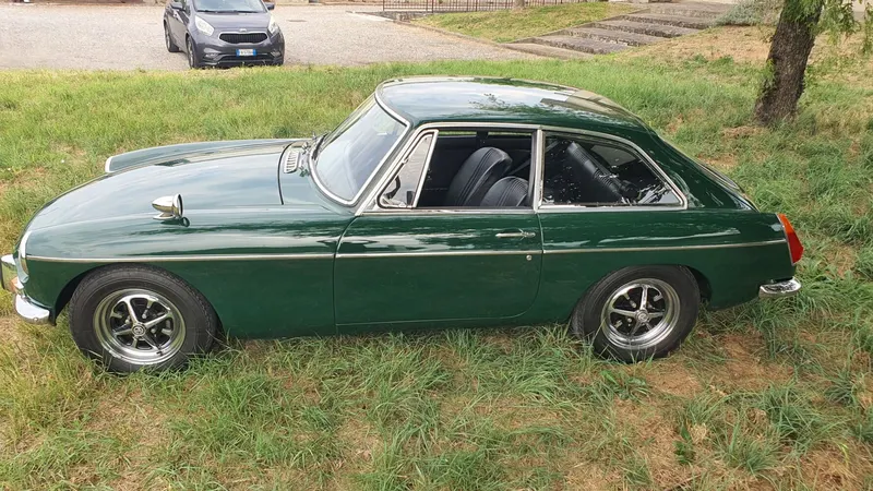 MG B gt coupé 3