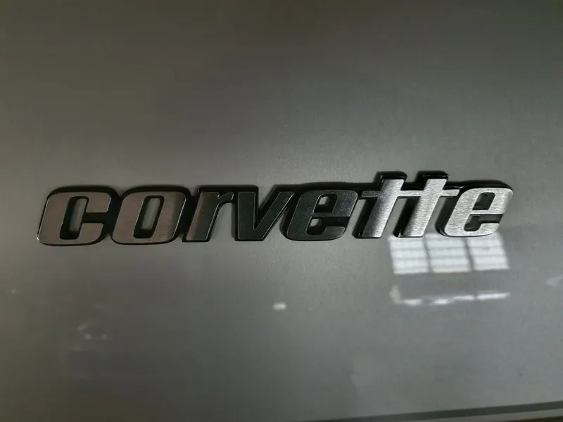 Chevrolet Corvette 21