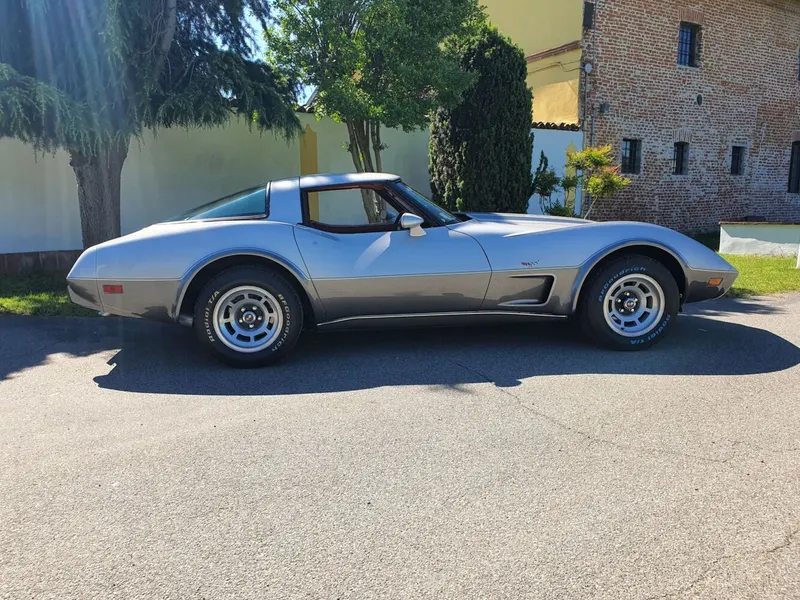 Chevrolet Corvette 8