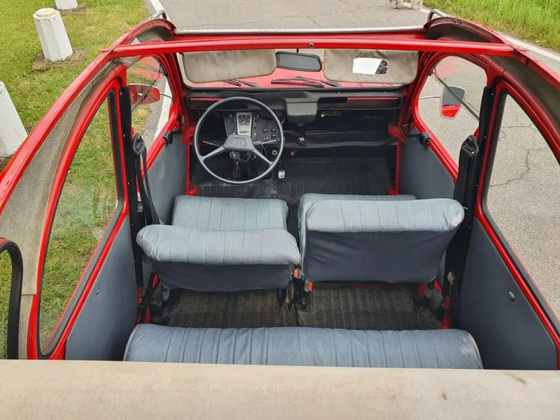 2 CV 20