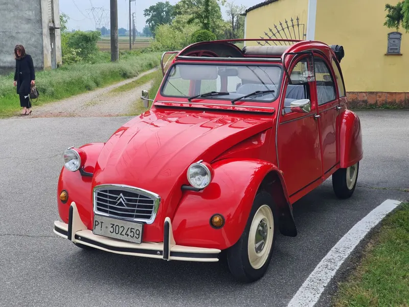 2 CV 13