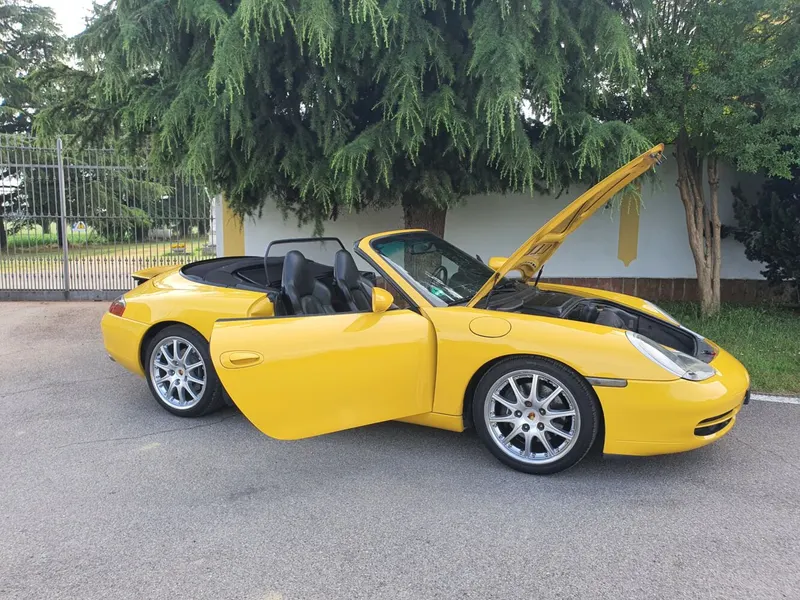 Porsche 996 carrera 2 19