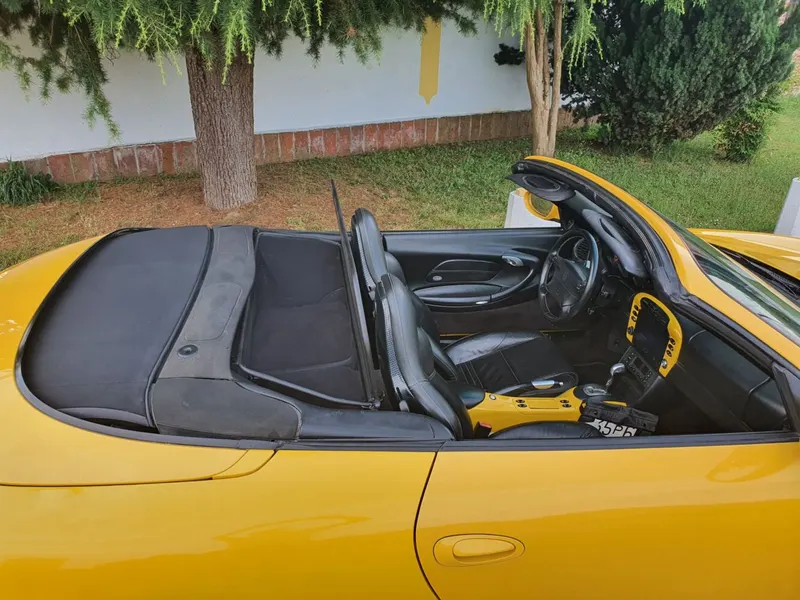 Porsche 996 carrera 2 28