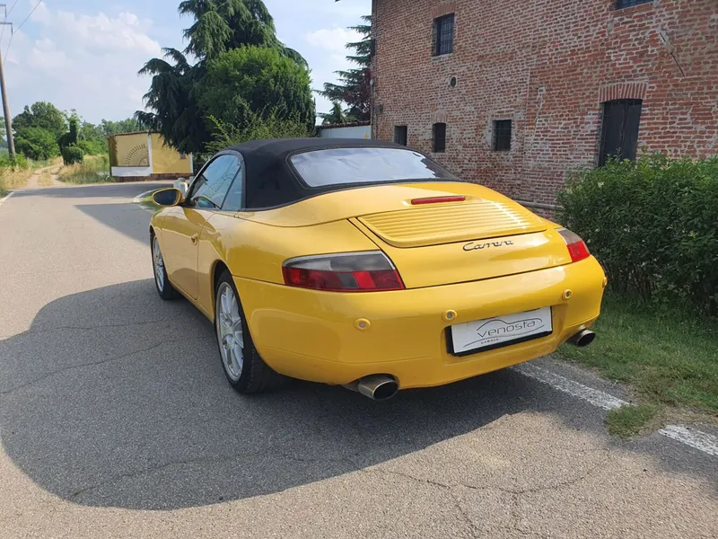 Porsche 996 carrera 2 4