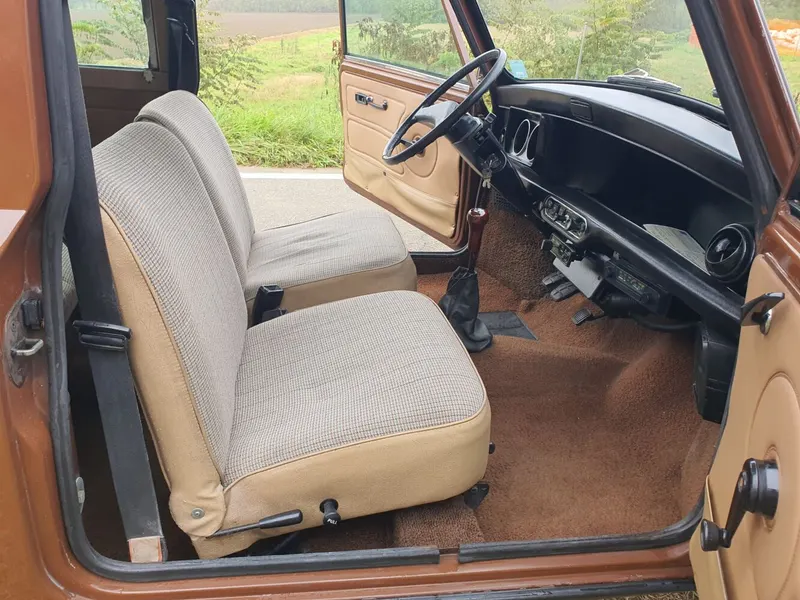 Mini Clubman 16
