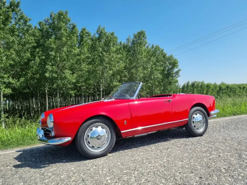 Alfa Romeo Giulietta Spider 11