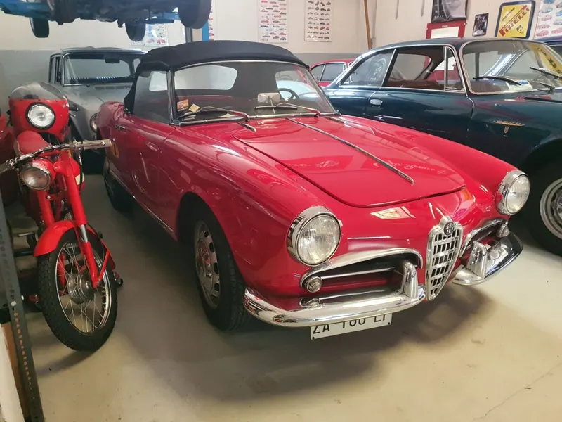 Alfa Romeo Giulietta Spider 5