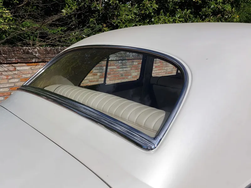Super Eight Saloon del 1949 22