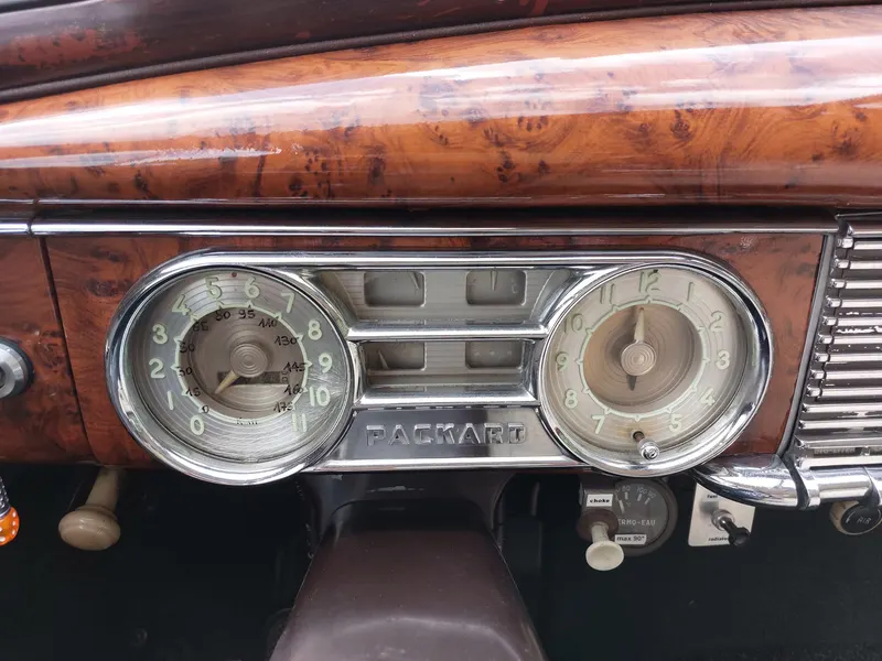 Super Eight Saloon del 1949 27