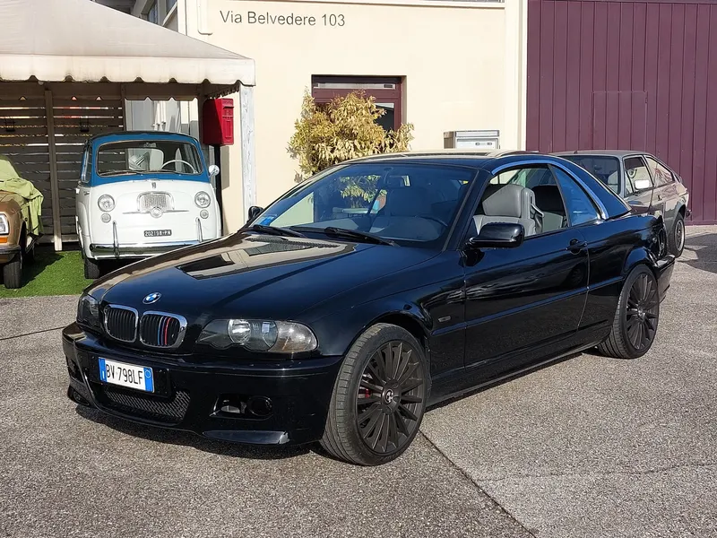 BMW 318i Cabriolet del 2001 (modello E 46) 4