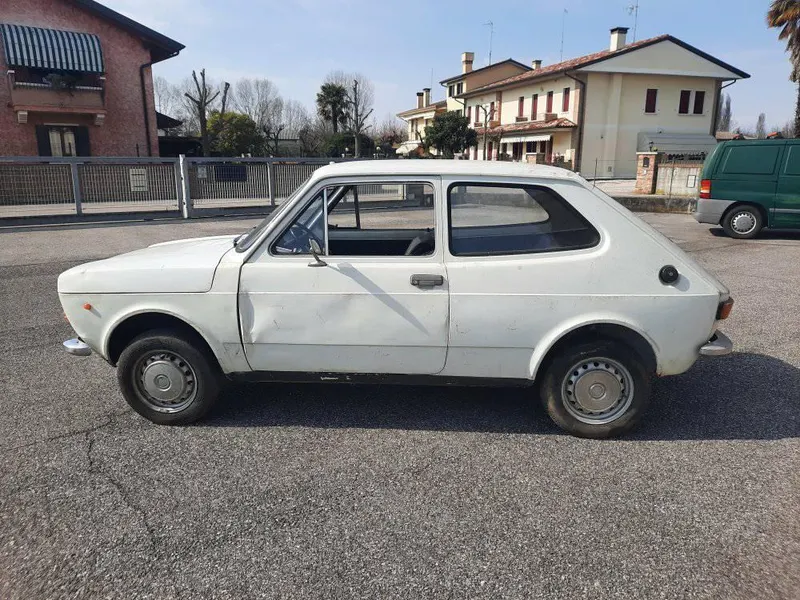 Fiat 127 Prima Serie anno 1974 4
