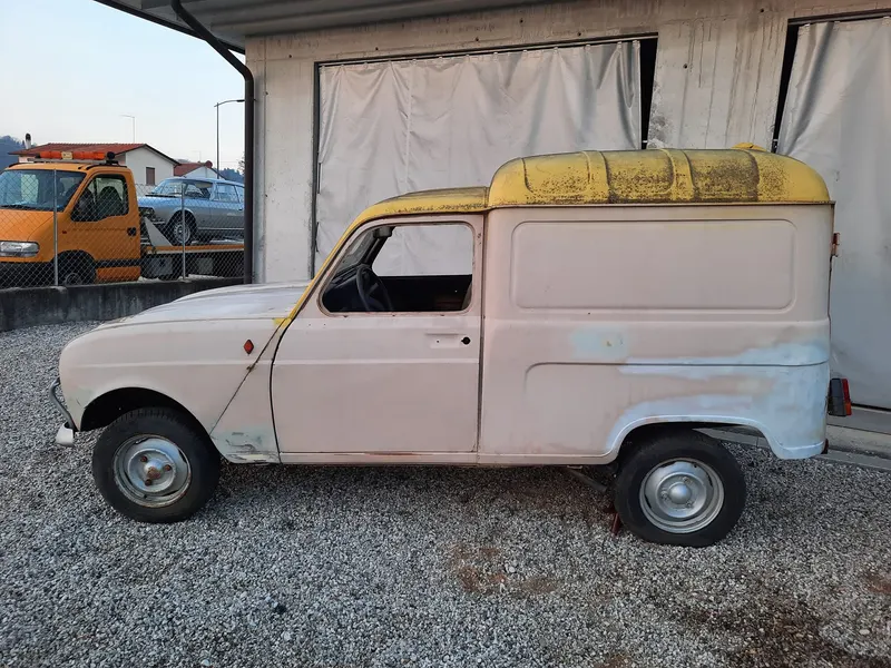 Renault 4 Furgonette anno 1985 4