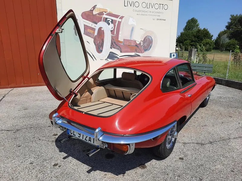 Jaguar E Type 4200 Coupè del 1969 13