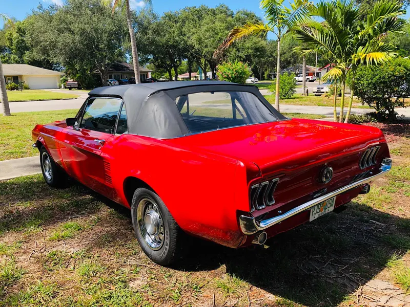 Ford Mustang Cabrio anno 1967 13
