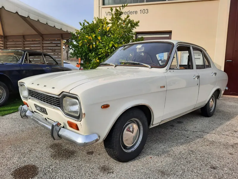 Ford Escort MK I cc 1300 GT anno 1968 7