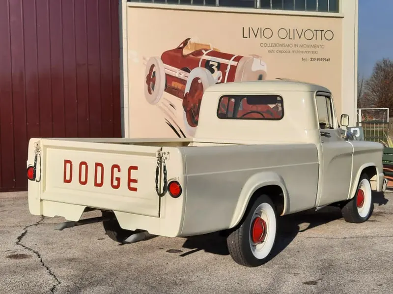 Dodge 3100 Apache del 1959 9