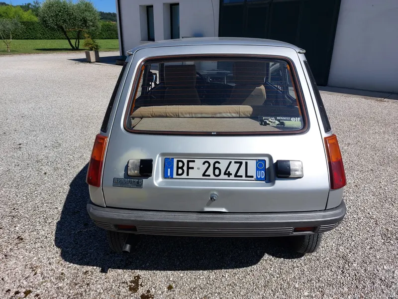 Renault 5 Automatic 1400 cc del 1983 8