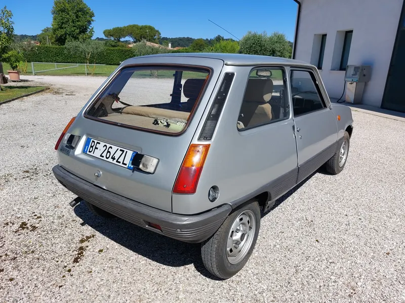 Renault 5 Automatic 1400 cc del 1983 9