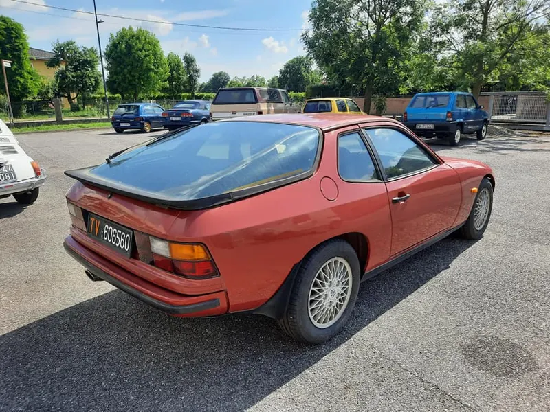 Porsche 924 Turbo del 1981 8