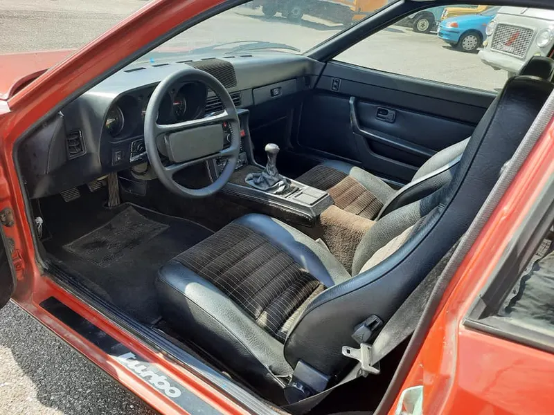 Porsche 924 Turbo del 1981 5