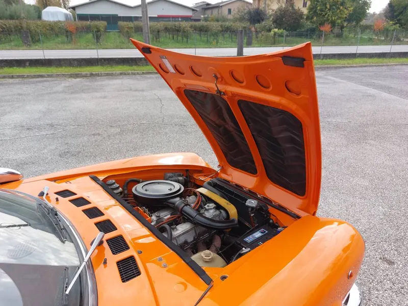 Fiat 124 Sport Spider 1800 del 1974 14