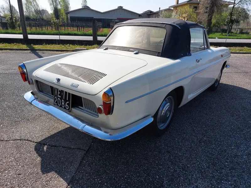 Renault Caravelle del 1966 6