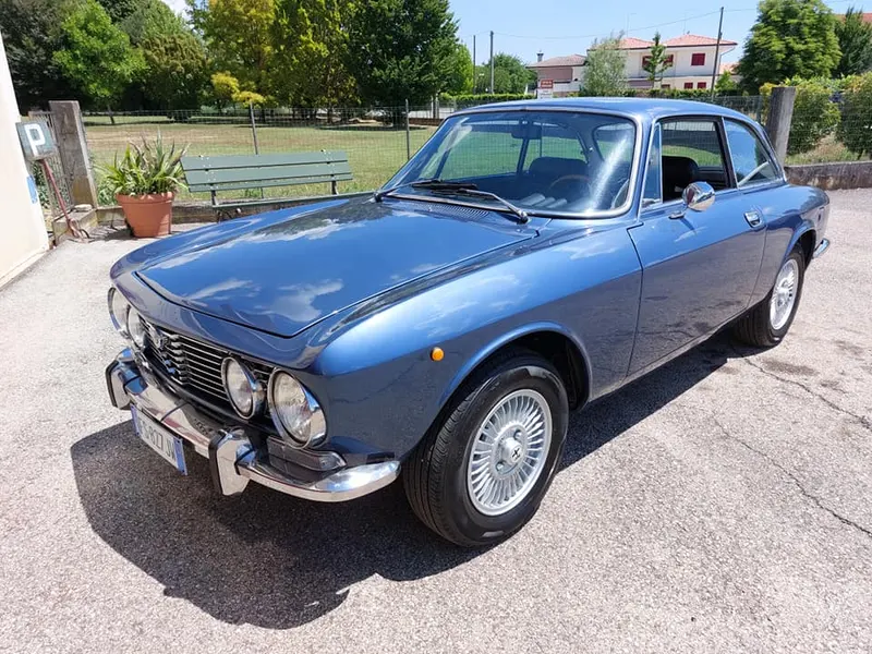 Alfa Romeo GT 2000 Veloce del 1973 22