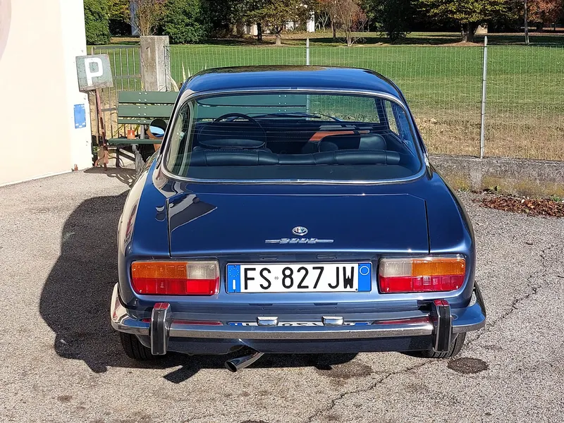 Alfa Romeo GT 2000 Veloce del 1973 11