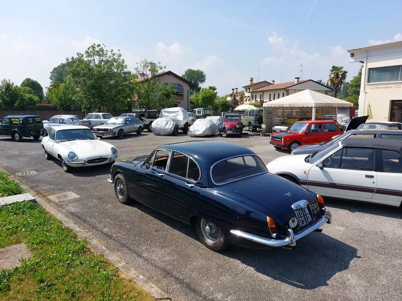 Jaguar 3.8 S del 1966 10