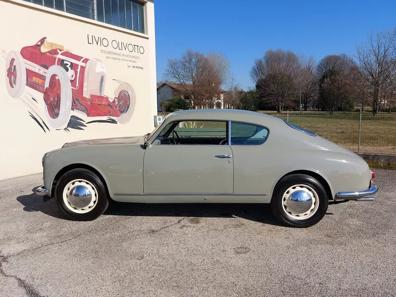 Lancia Aurelia B 20 GT IV Serie del 1954 7