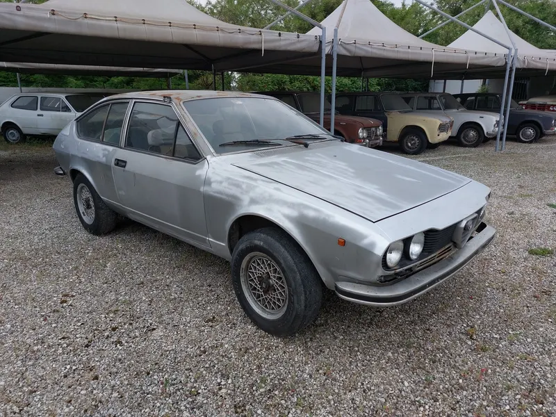 Alfa Romeo Alfetta 1600 GT del 1976 2