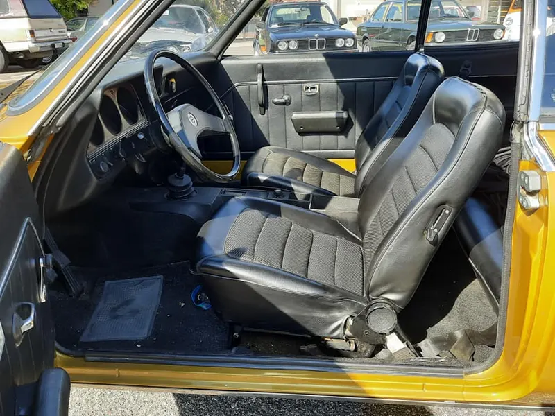 Opel Manta 1200 Lusso del 1973 6