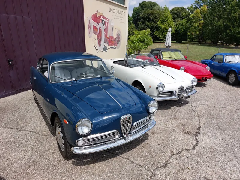 Alfa Romeo Giulietta Spider 1300 del 1960 ( la Seconda Serie ) 26