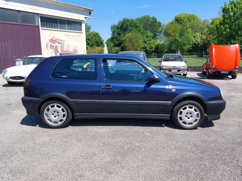 Volkswagen Golf GTI del 1993 (Terza Serie) 11