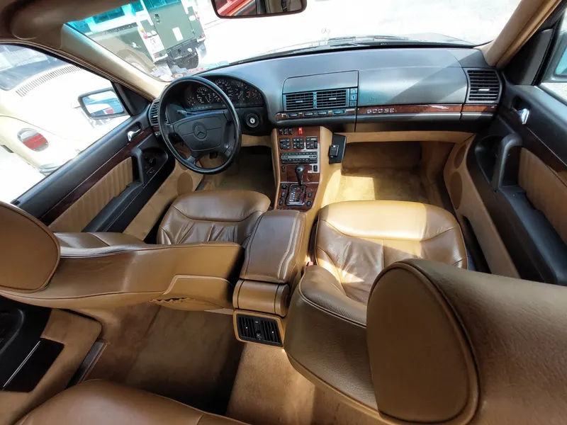 600 SE del 1991 ( V 12 ) 12