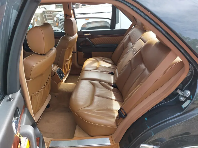 600 SE del 1991 ( V 12 ) 6
