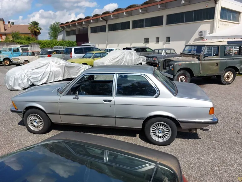 BMW 318 del 1978 (a carburatori) 4