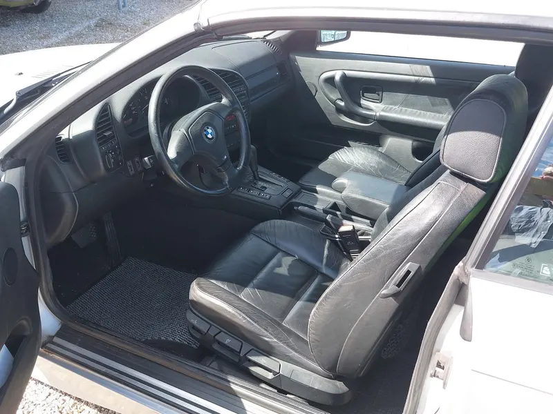 BMW 320 Cabrio del 1997 5