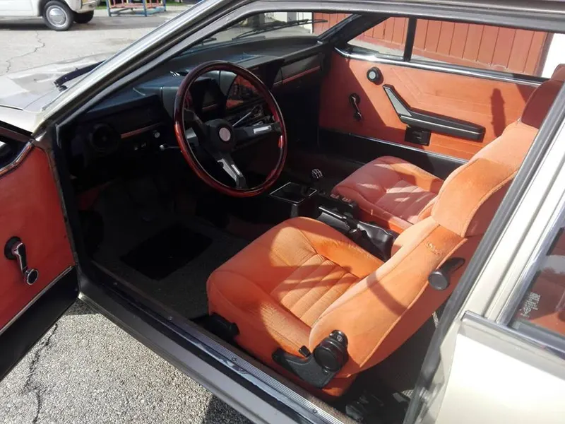 Alfa Romeo GTV 2000 del 1980 5