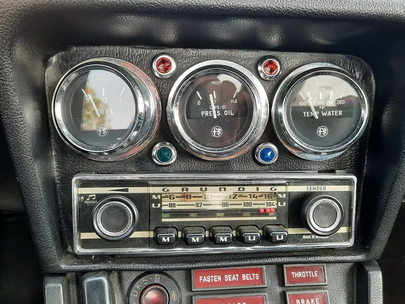 Alfa Romeo Duetto 2000 Spider Veloce del 1975 17